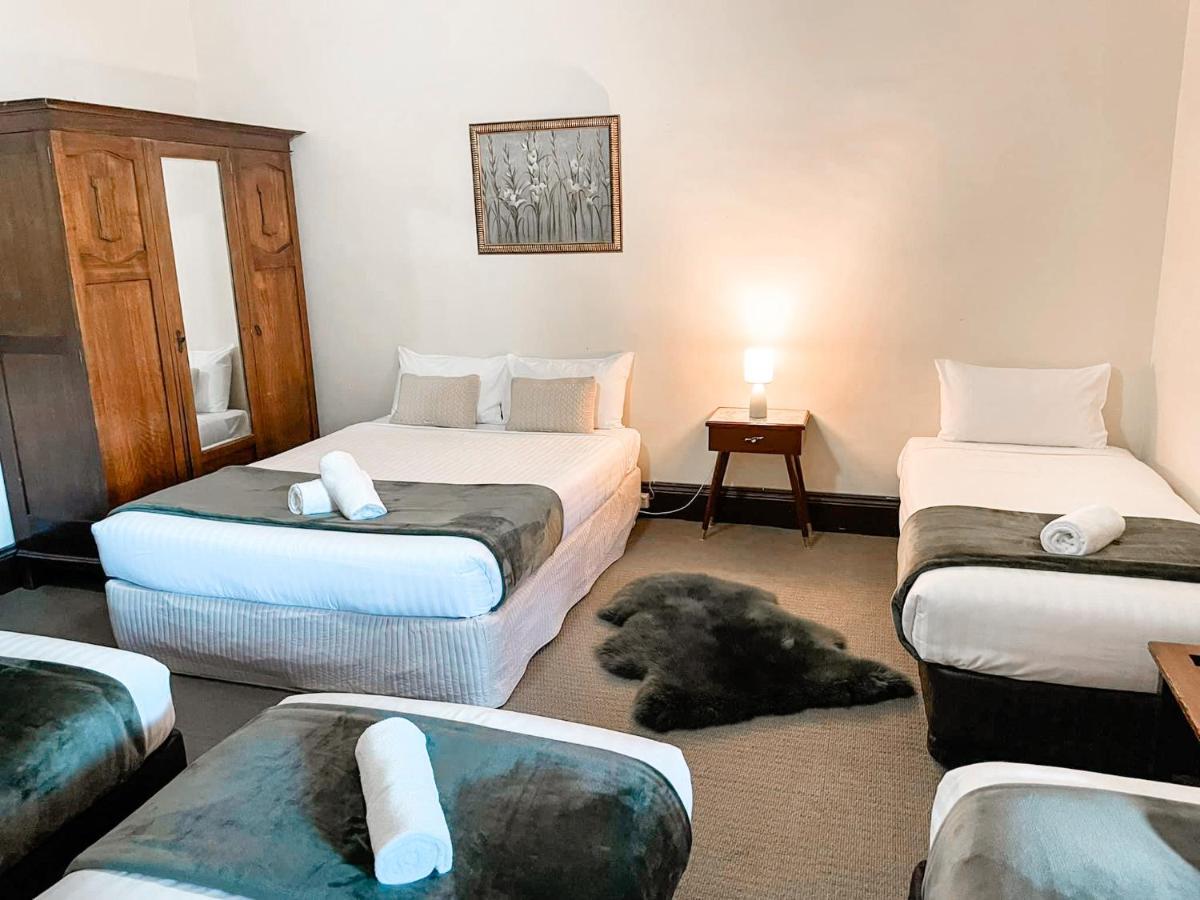 Neath Hotel Ngoại thất bức ảnh
