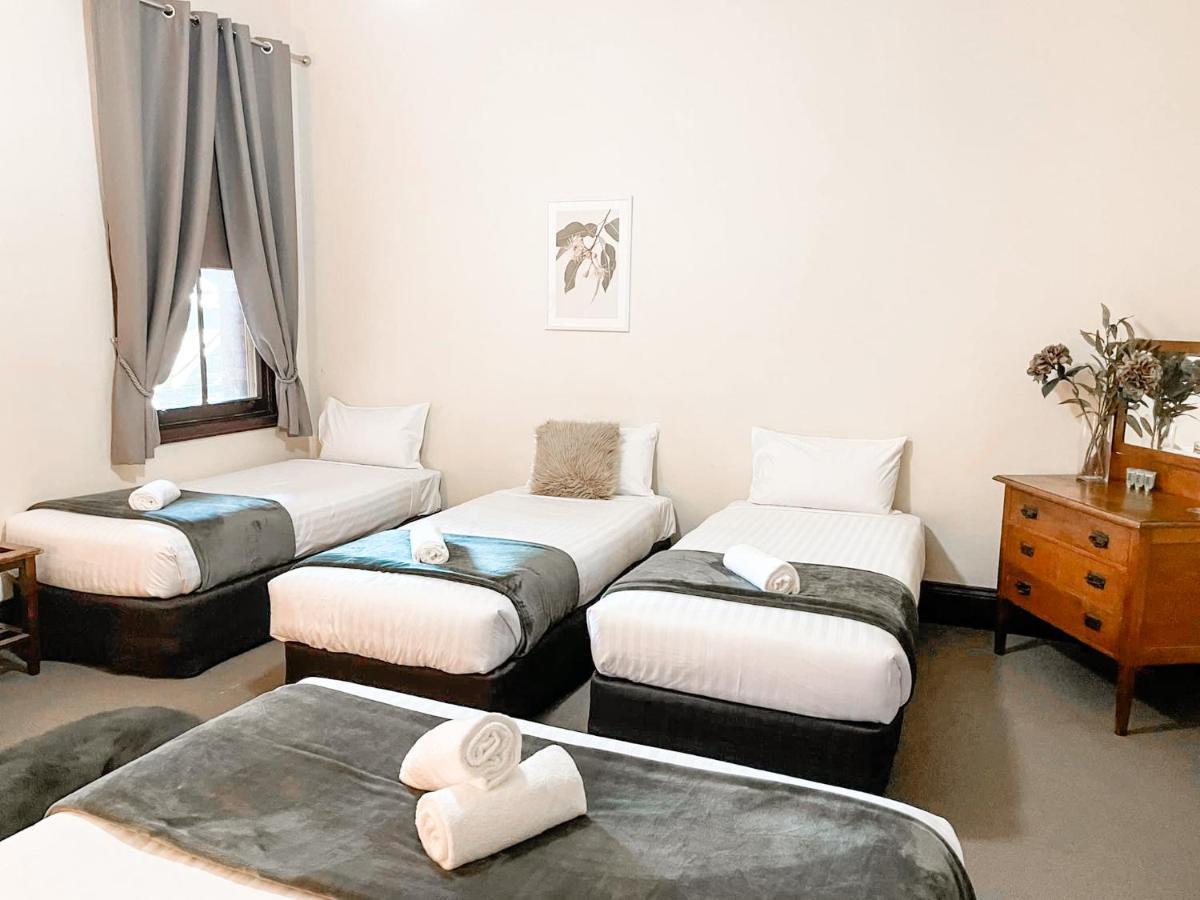 Neath Hotel Ngoại thất bức ảnh