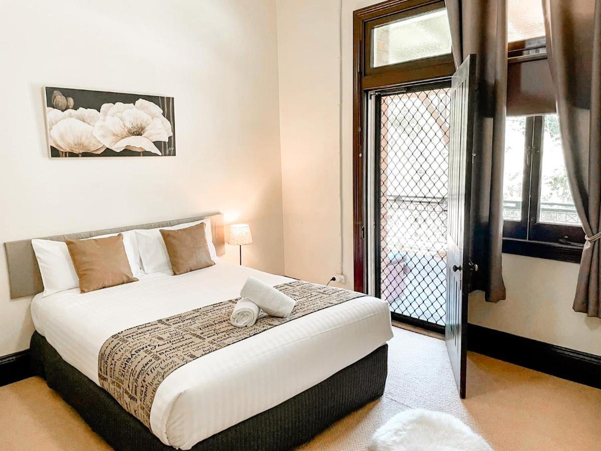 Neath Hotel Ngoại thất bức ảnh