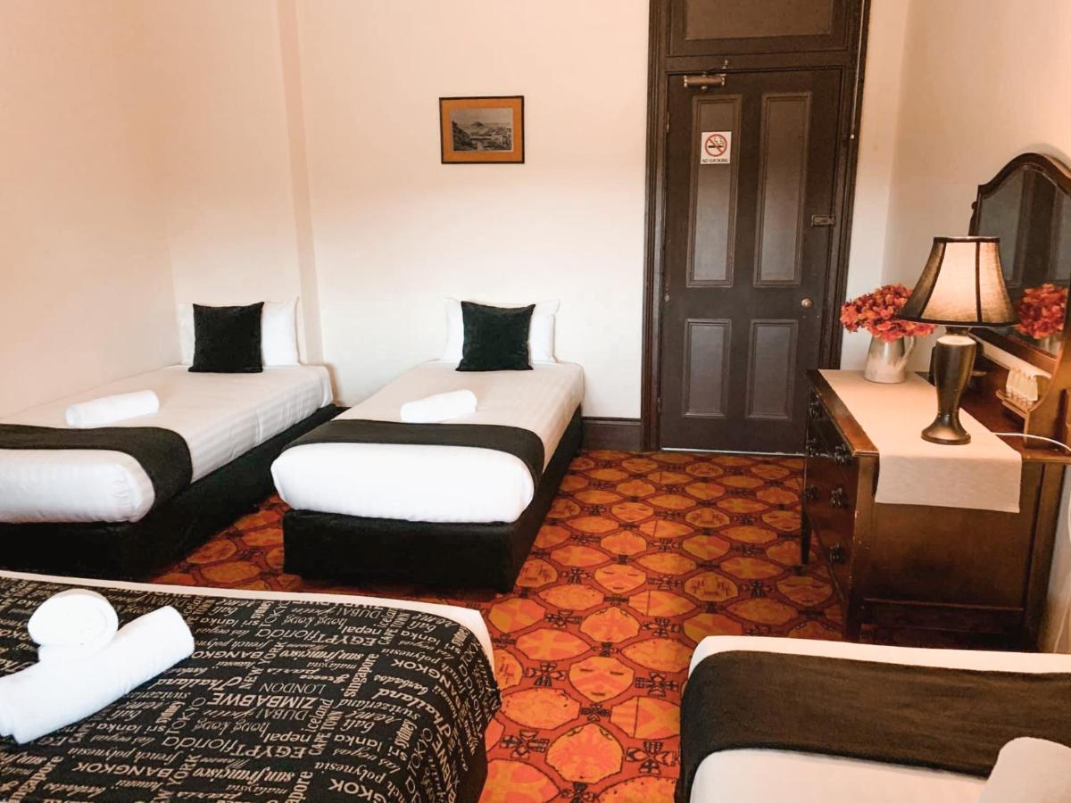 Neath Hotel Ngoại thất bức ảnh