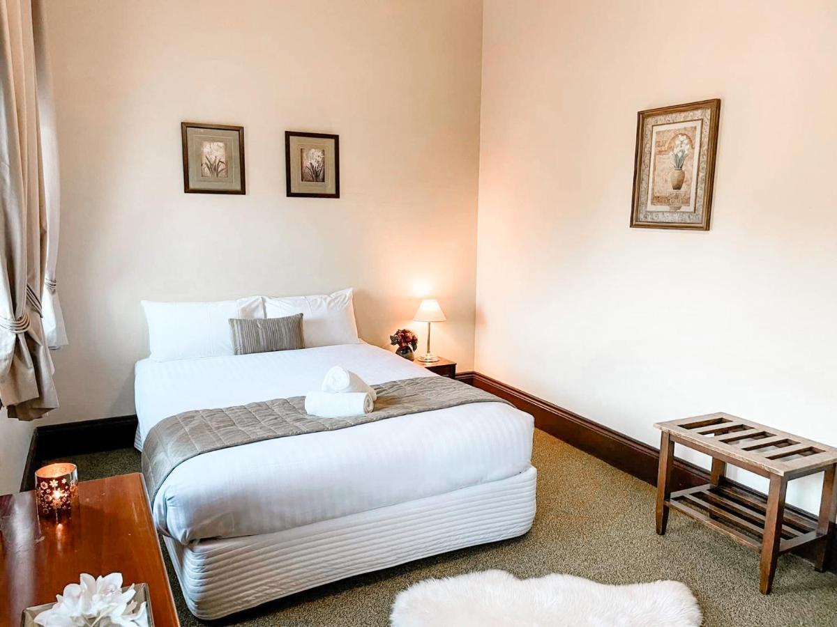 Neath Hotel Ngoại thất bức ảnh