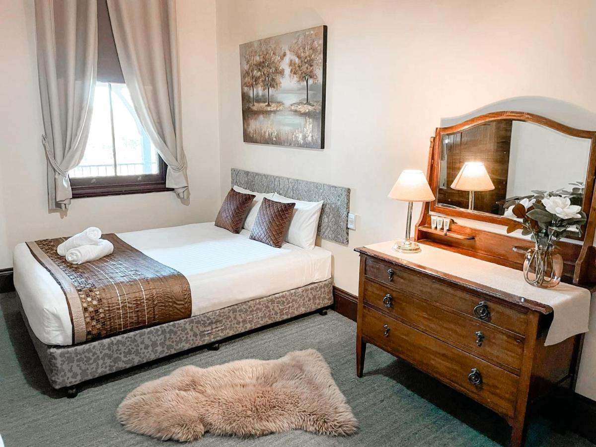 Neath Hotel Ngoại thất bức ảnh